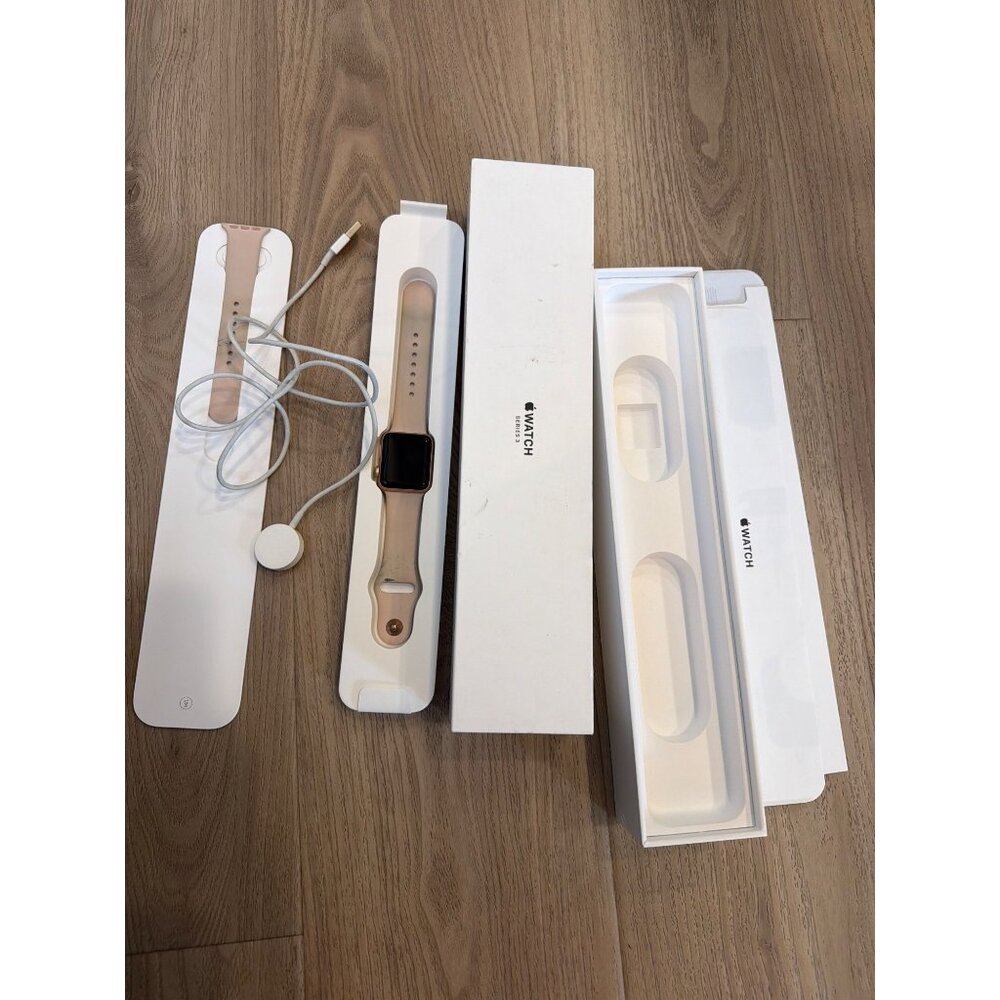 Apple Watch Series 3 38mm Gold Aluminum Case With Pink Sand Sport Band & Charger